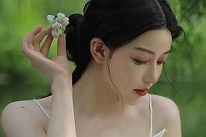 超迷人的美女手机壁纸图片最新款2024版