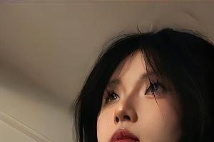 好身材的时尚辣妹手机壁纸图片最新版